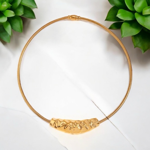 NWOT Elegant stainless steel 18 K gold, plated choker necklace - Picture 10 of 14